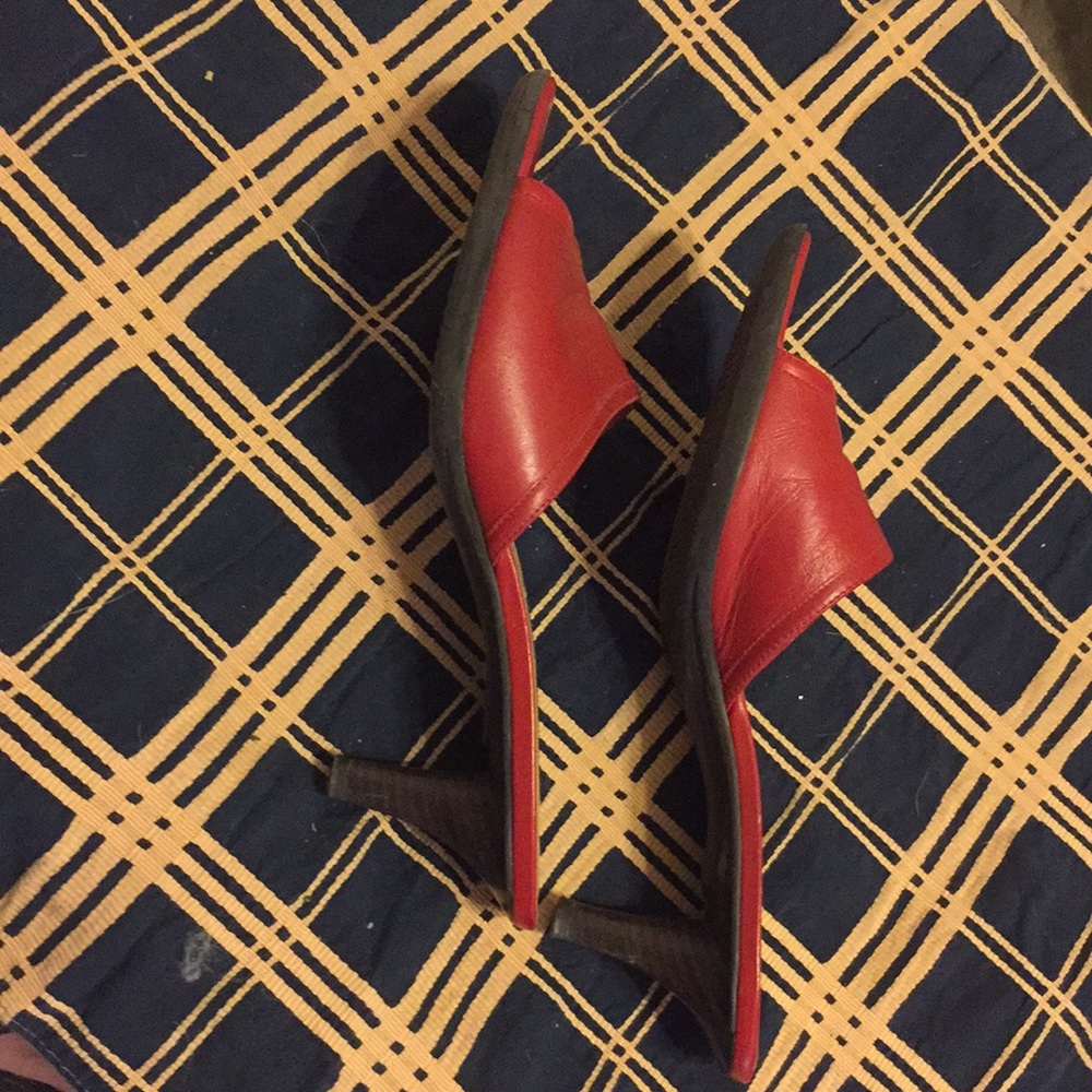 A. Etienne Algner Heels - Picture 4 of 7